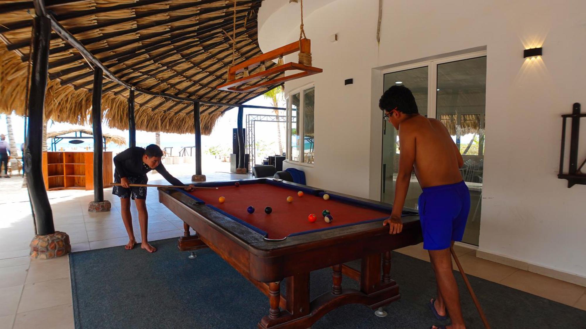 Sunsol Punta Blanca Hotel ซาน เปโดร ภายนอก รูปภาพ